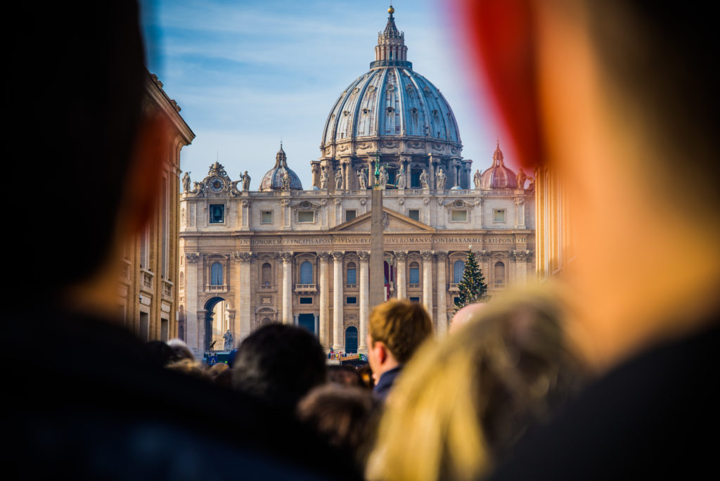 Vaticano: Presupuesto 2021, entrevista al prefecto de la Secretaría para la Economía