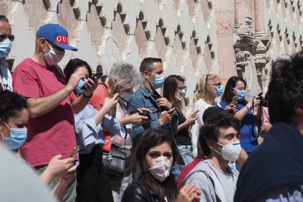 Bioética: ¿Pueden contagiar las personas vacunadas de COVID?