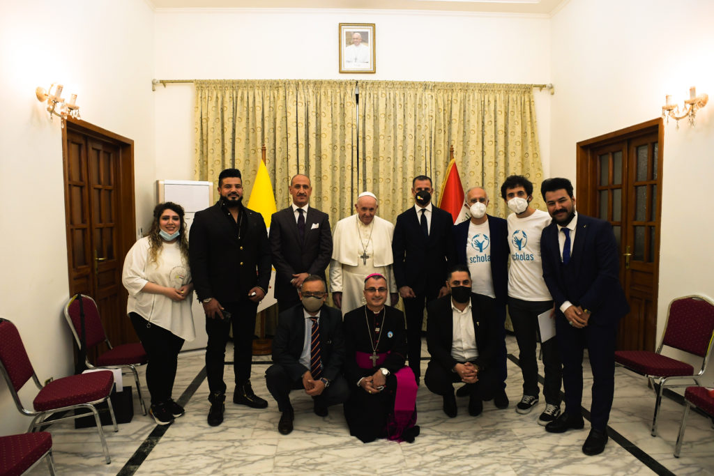 Pope Meets Scholas in Baghdad