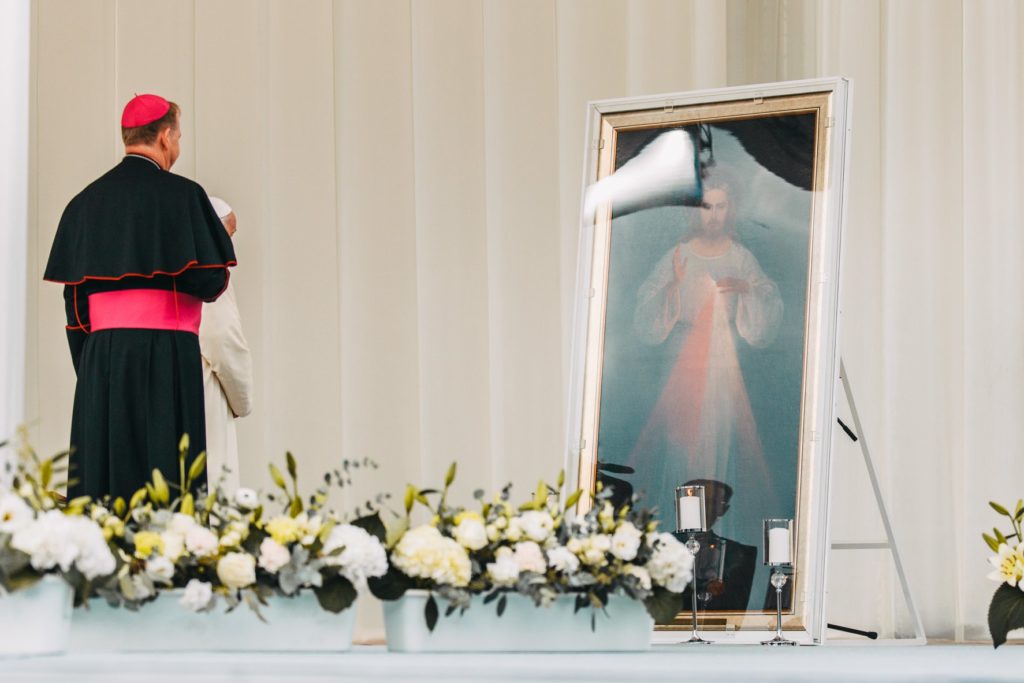 Vilnius Archbishop on Divine Mercy Sunday ‘Spiritually’ Interprets Pandemic Recommendations