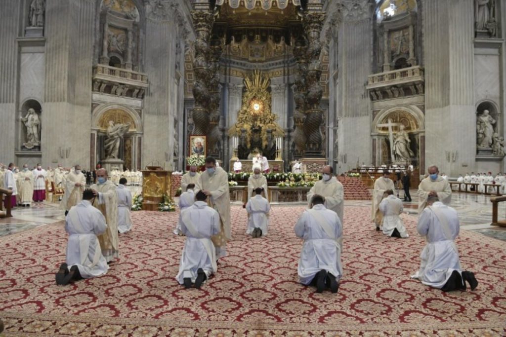 “Siate pastori vicini a Dio, al Vescovo, al popolo”