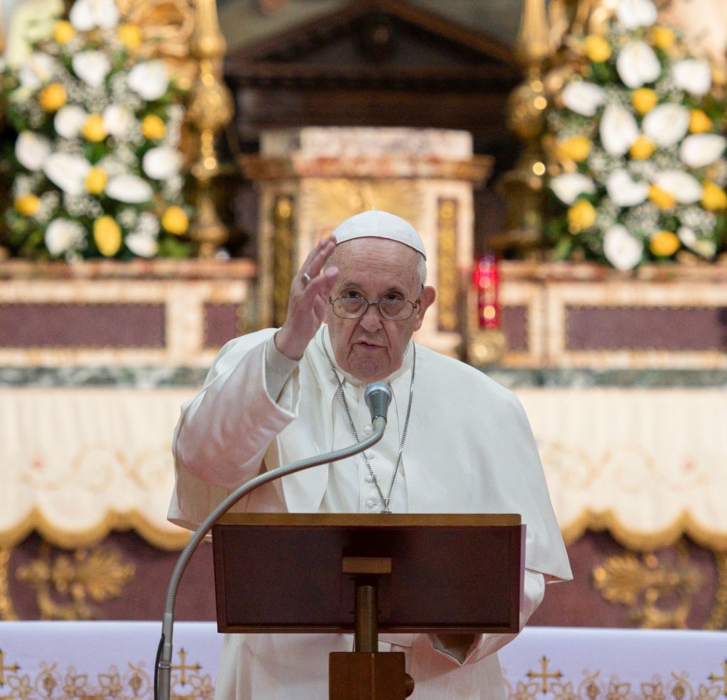 Regina Coeli: Que María nos conceda la gracia de la misericordia