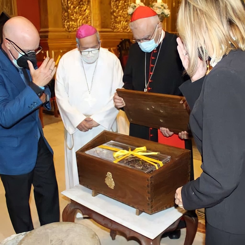 Beato José Gregorio Hernández: Inhumación de sus restos mortales