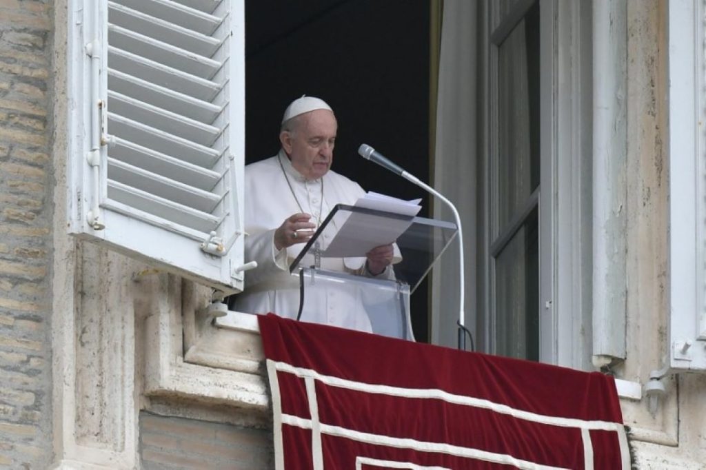 Francesco prega per l’unità dei fedeli in Cina