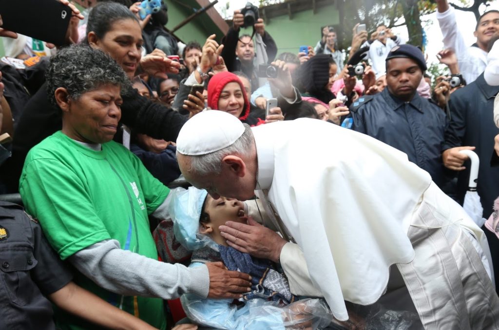 Papa Francisco: “Los pobres son los verdaderos evangelizadores”