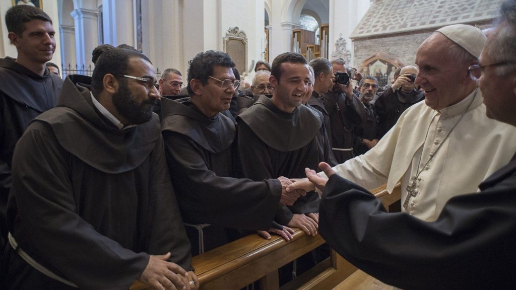 El Papa a franciscanos: Abrazad a los excluidos “como lo hizo san Francisco”