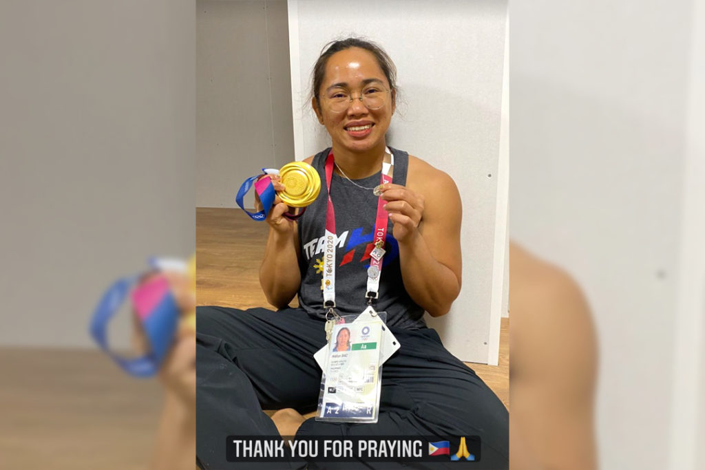 Filipina Weightlifter Credits God for Gold