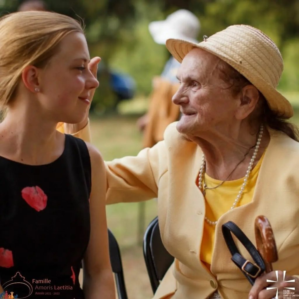 Giornata Mondiale dei Nonni: Da tutto il mondo in preghiera con il Papa