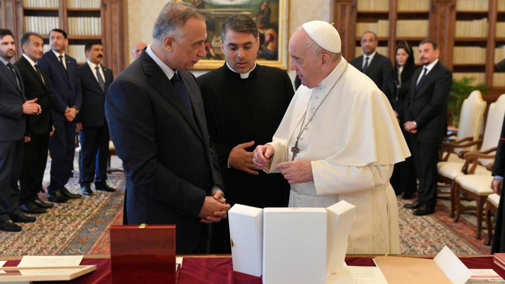 Pope Greets Prime Minister of Iraq