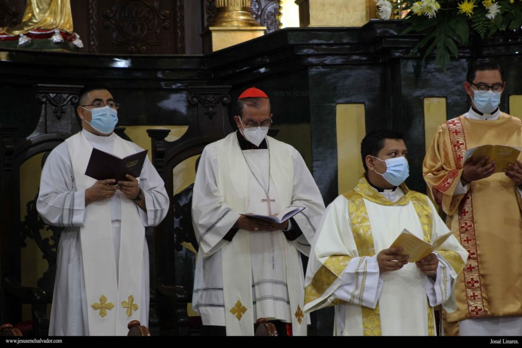 Cardenal Rosa Chávez: “El Salvador vive un terremoto político”