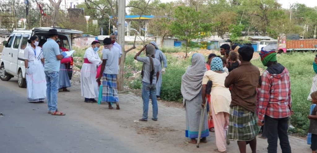 Preghiera e aiuti per l’India devastata dal Covid