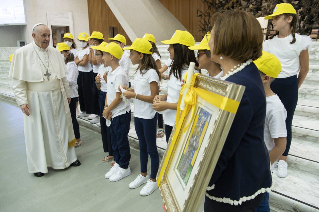 Pope Francis’ 1st General Audience in Vatican’s Paul VI Hall After July Break & Surgery