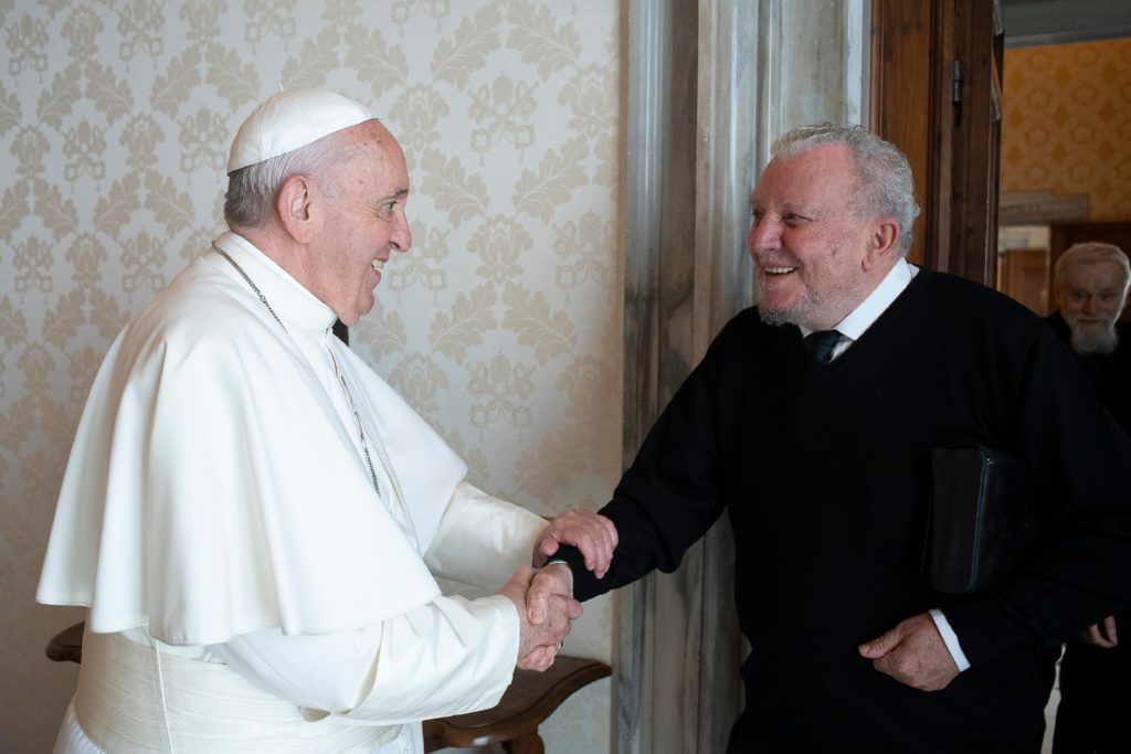 El Papa recibe a Kiko Argüello