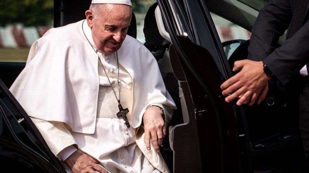 Pope Returns to Rome from Slovakia