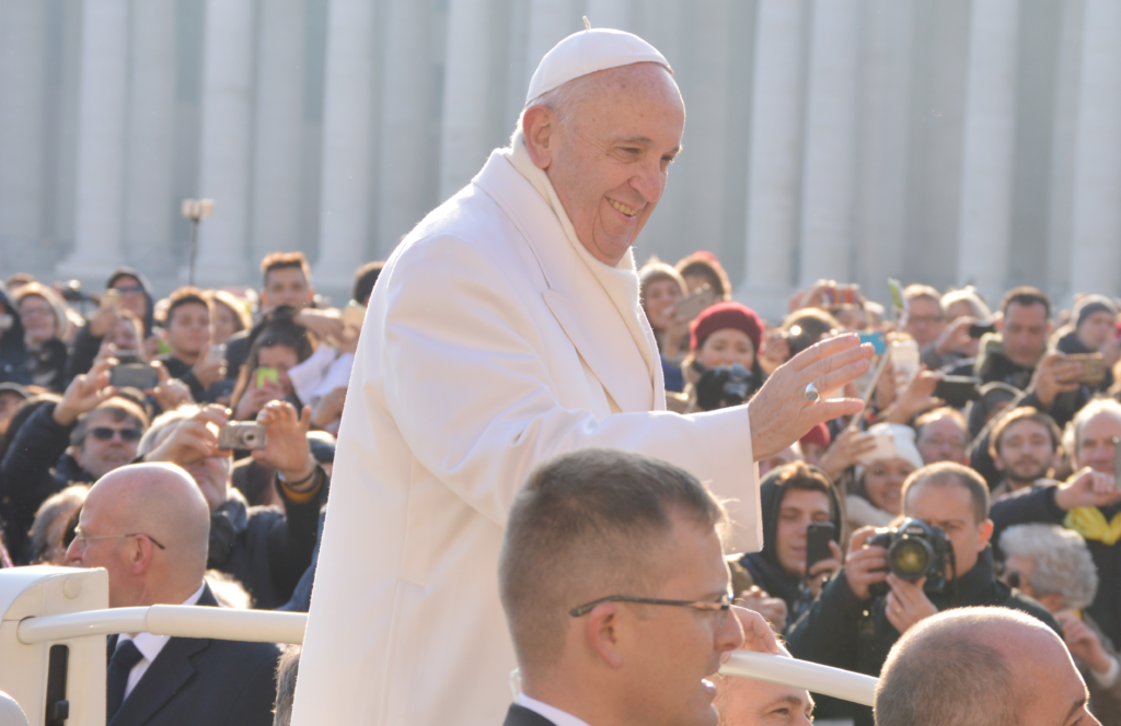 El Vaticano presentará el libro ‘Francisco, pastor y teólogo’