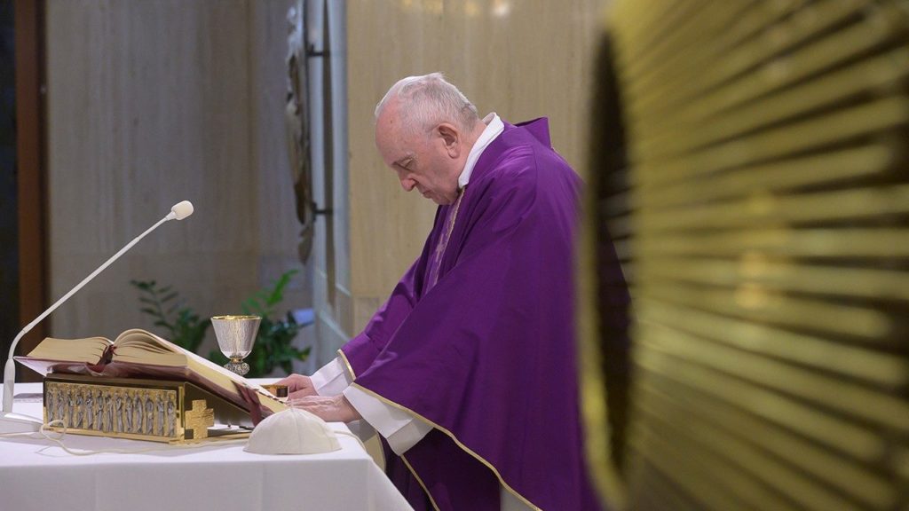 Pope Reflects on Tridentine Mass in Interview