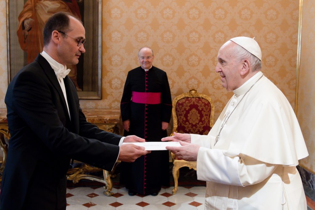 Embajador de Alemania entrega sus cartas credenciales al Vaticano