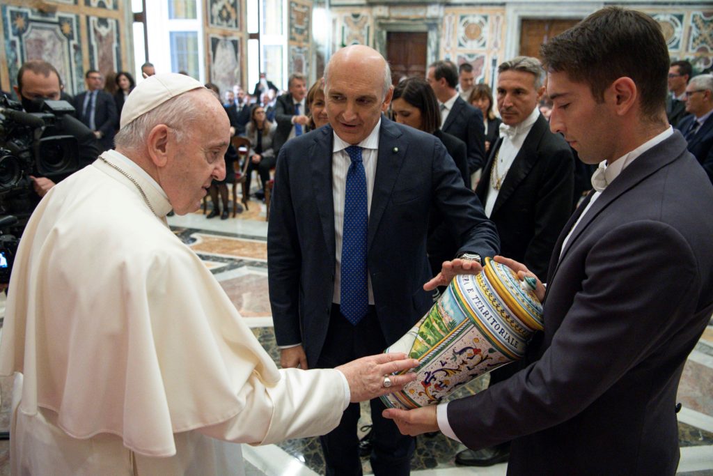 El Papa: Aborto es “homicidio y no es lícito hacerse cómplice”