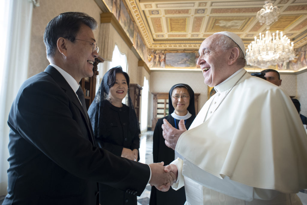 El Papa recibe al presidente de República de Corea