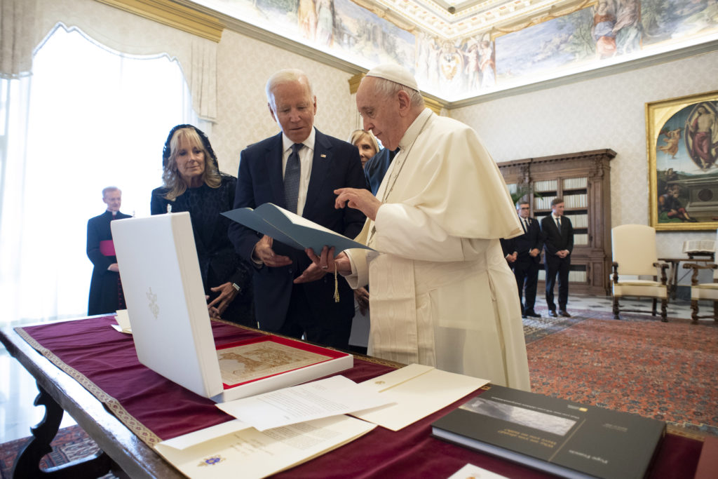 Estados Unidos: El Papa Francisco se reúne con Joe Biden