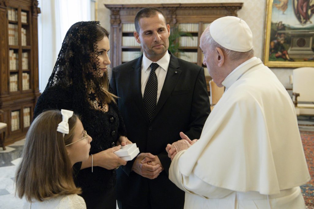 Pope Francis Greets Prime Minister of Malta