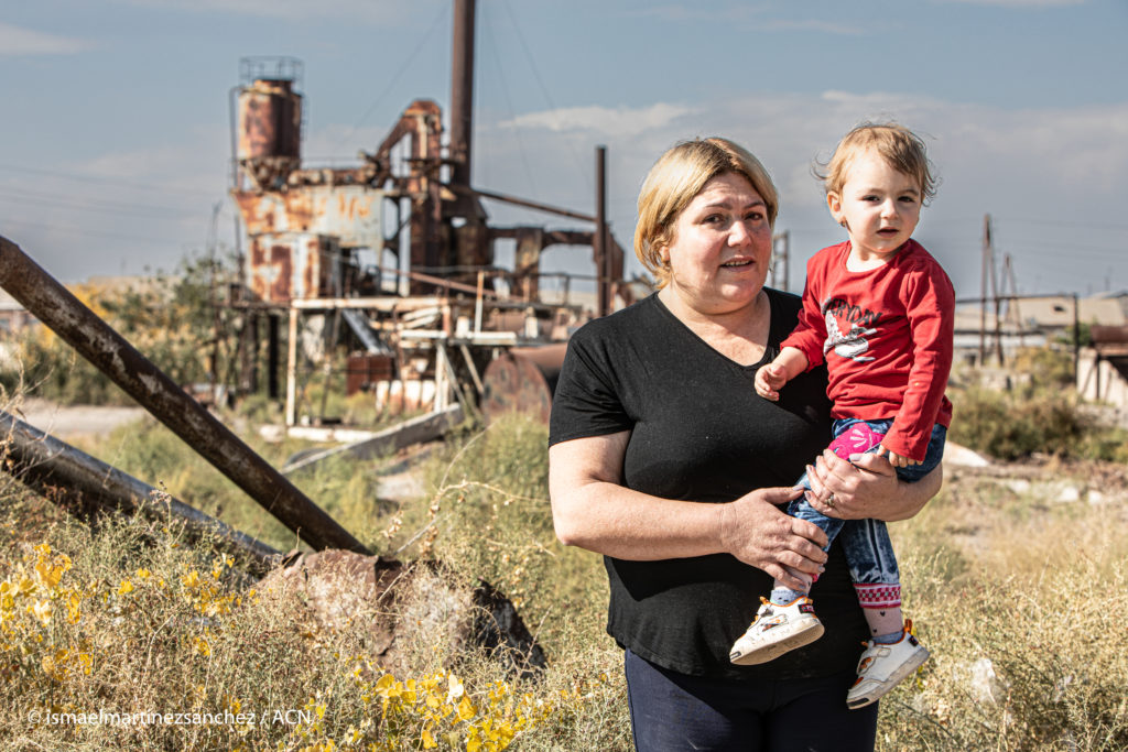 Armenia: Refugiados de Nagorno-Karabaj luchan por sobrevivir