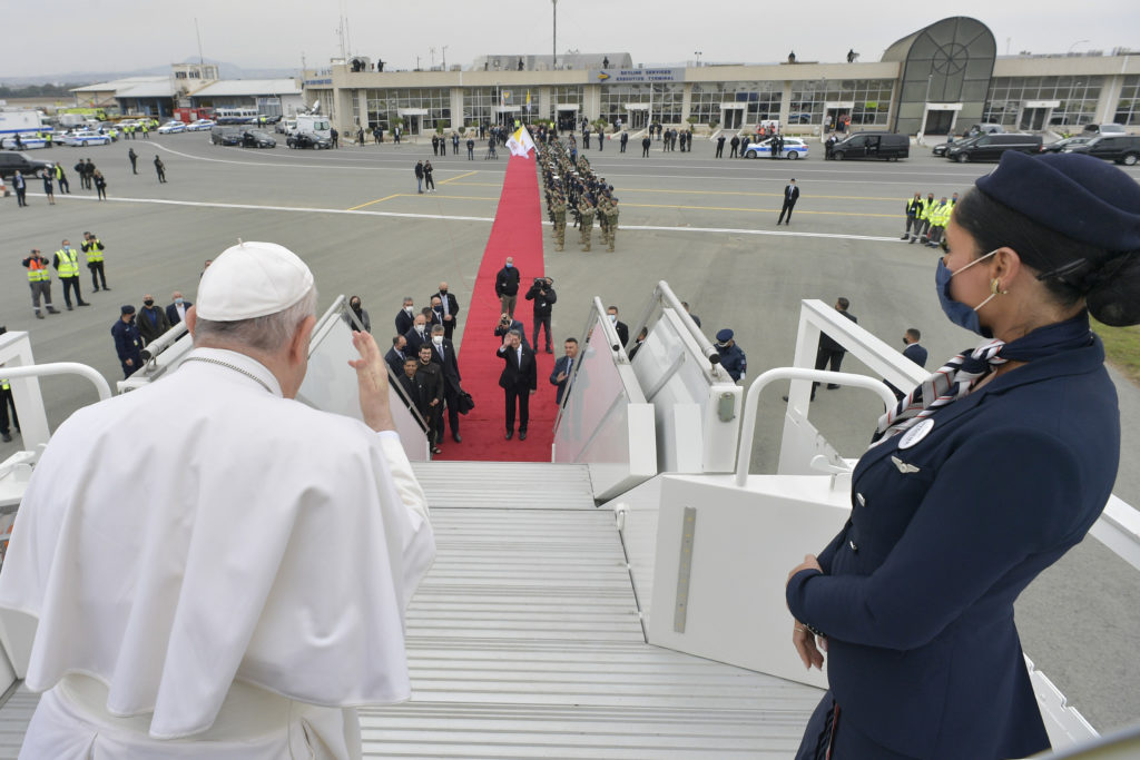 Viaje a Grecia: El Papa Francisco se despide de Chipre