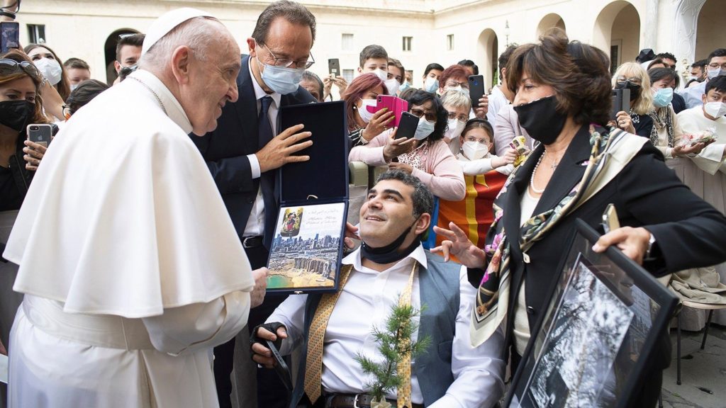 El mensaje de esperanza del Papa Francisco llega al Polo Norte