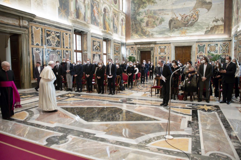 Cercanía del Papa y la Iglesia al mundo del trabajo