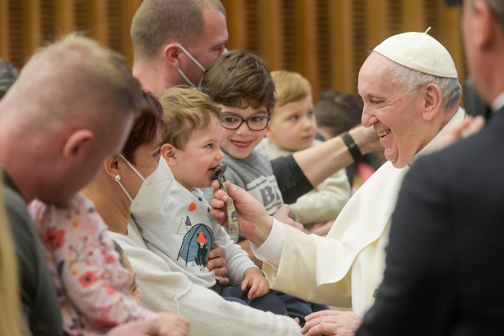 “Amar a la Iglesia, cuidar a la Iglesia y caminar con la Iglesia”