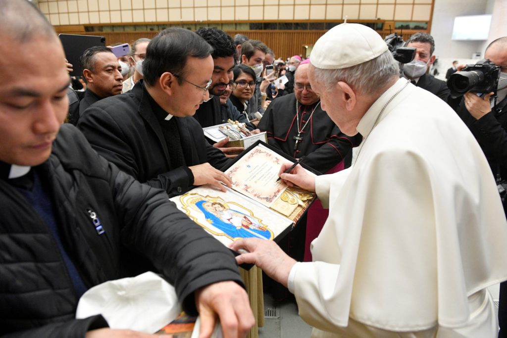 Oración a San José “por la Iglesia que sufre y que está en prueba”