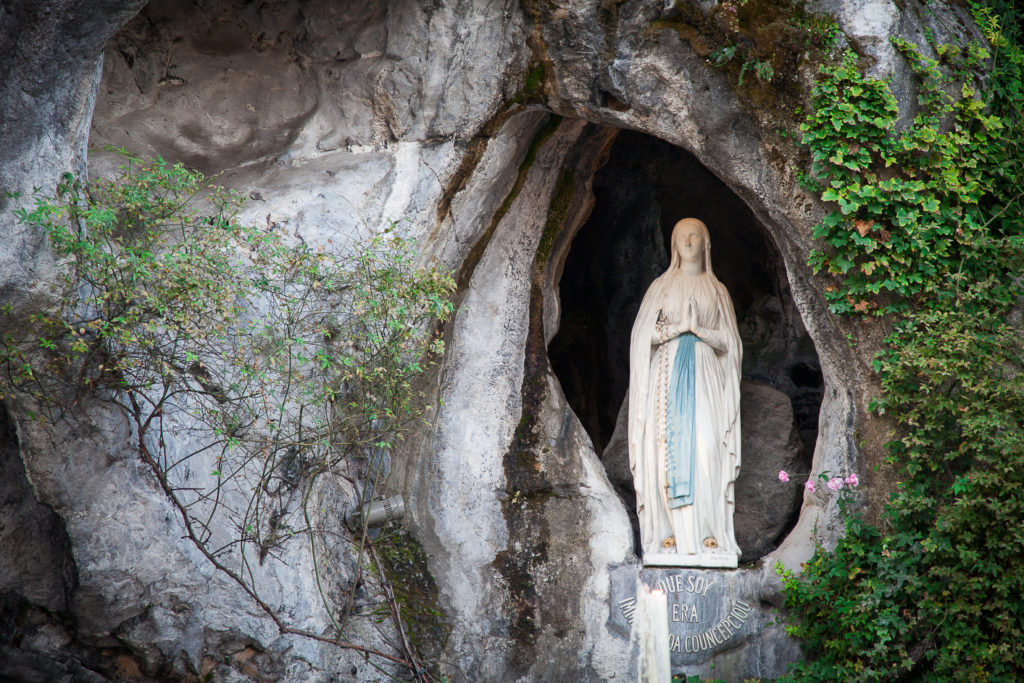 Virgen de Lourdes, «Patrona de los enfermos»