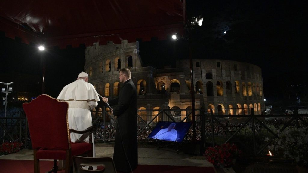 El Vía Crucis del Papa regresa al Coliseo