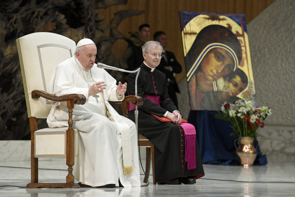 Il Papa: “A questo siamo chiamati: andare avanti con la forza dello Spirito”