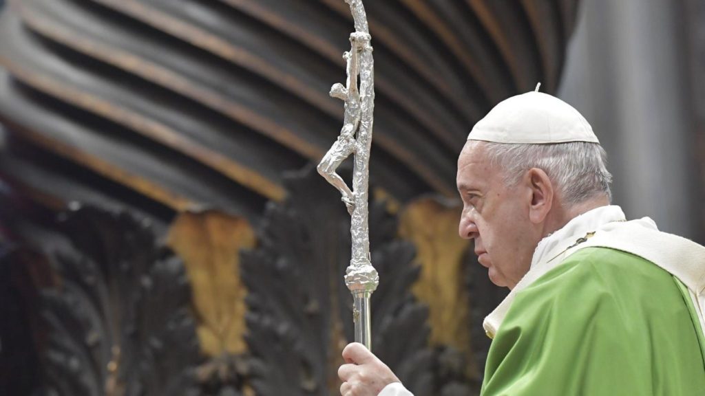 El Papa: La pobreza de Jesús nos libera y nos hace felices