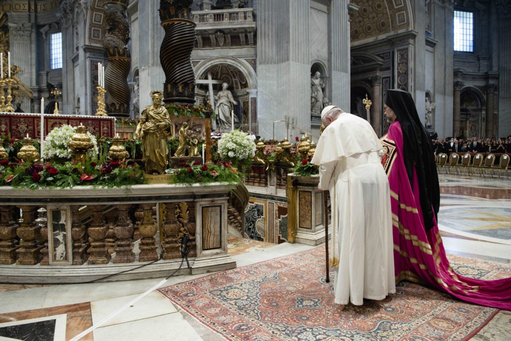 Il Papa: Alzarsi in fretta e combattere la buona battaglia