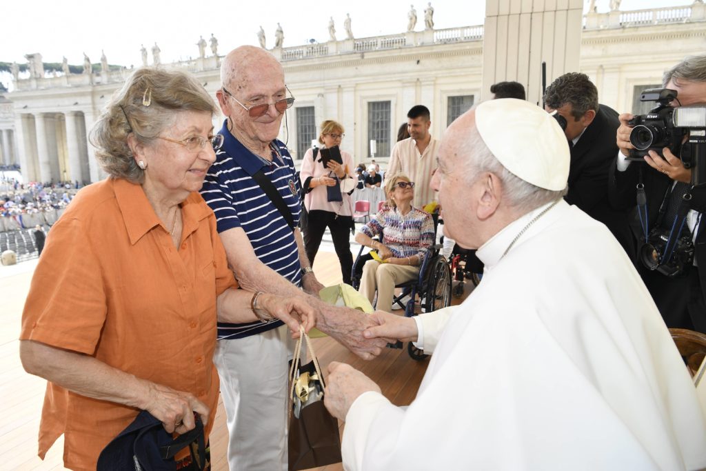 Catequesis del Papa: Una espiritualidad para mantenernos fieles en la ancianidad