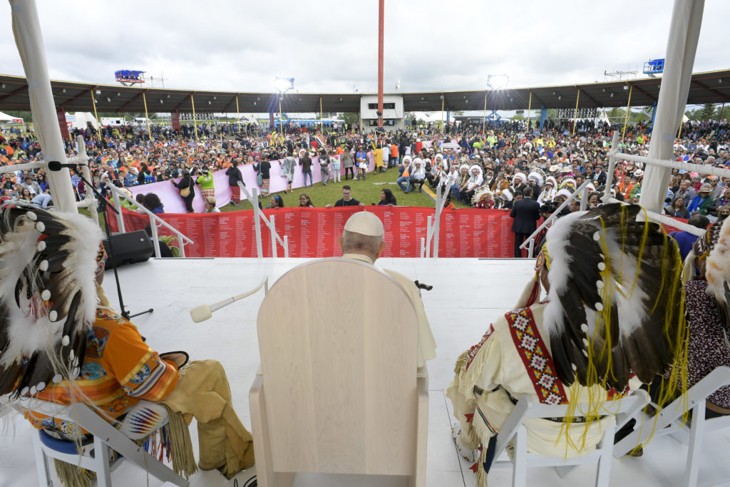 El perdón del Papa en Canadá