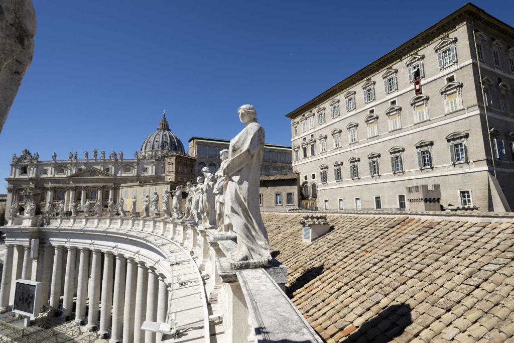 El Papa afligido por enfrentamientos entre Armenia y Azerbaiyán