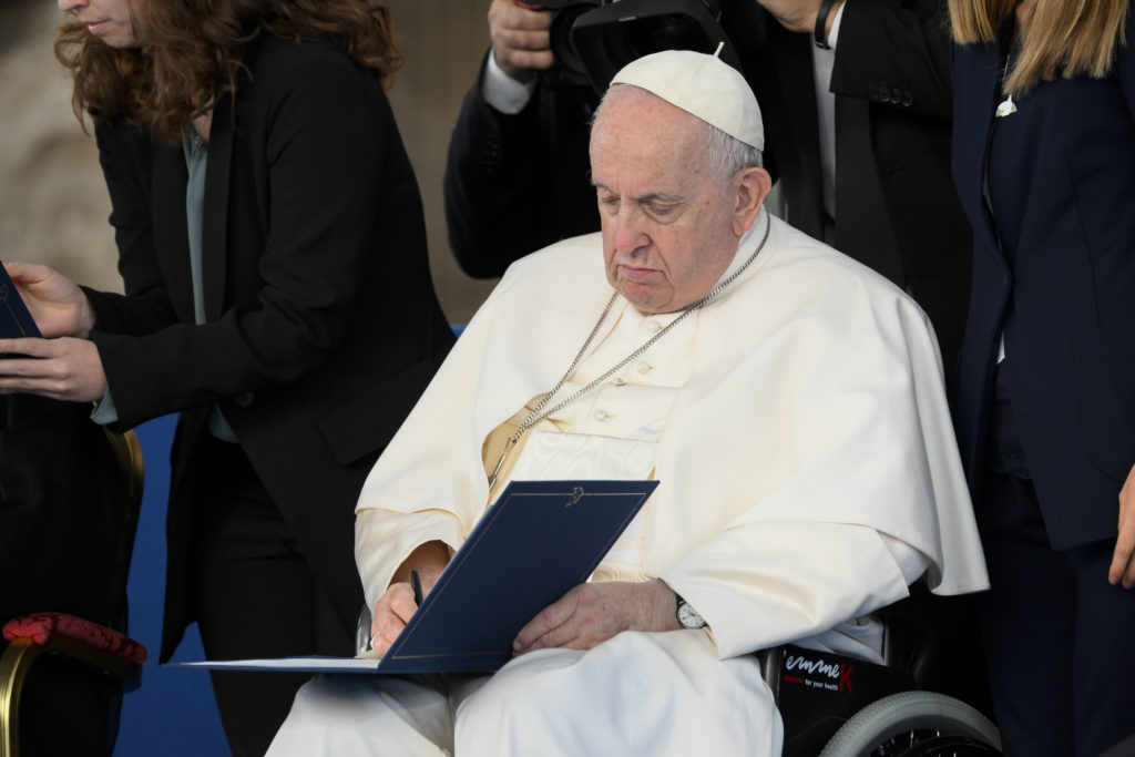 “A imparare dalle amare lezioni del passato, per guardare con speranza verso il futuro”