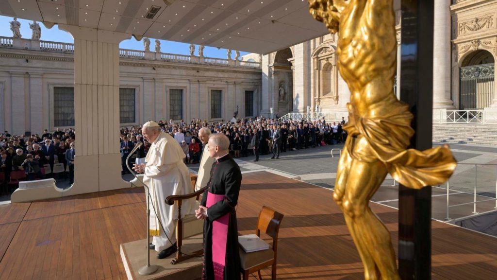 Ucrania: El corazón del Papa con el pueblo que sufre bombardeos