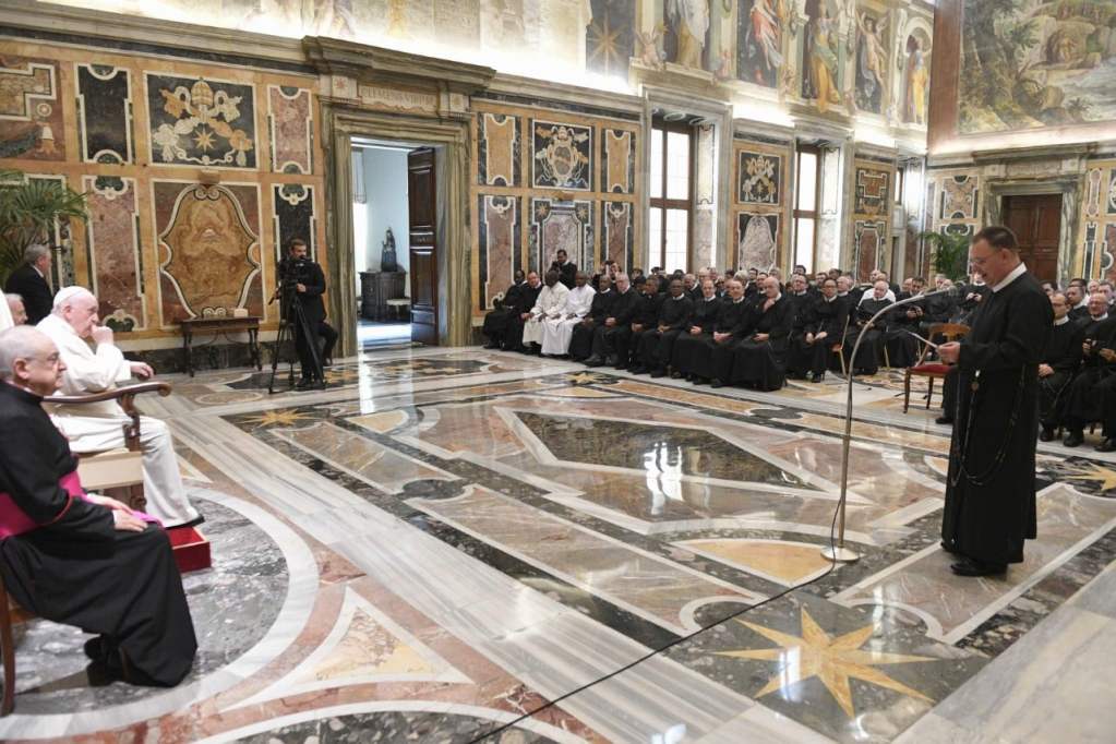 “Identità, missione, vita consacrata, formazione e governo”