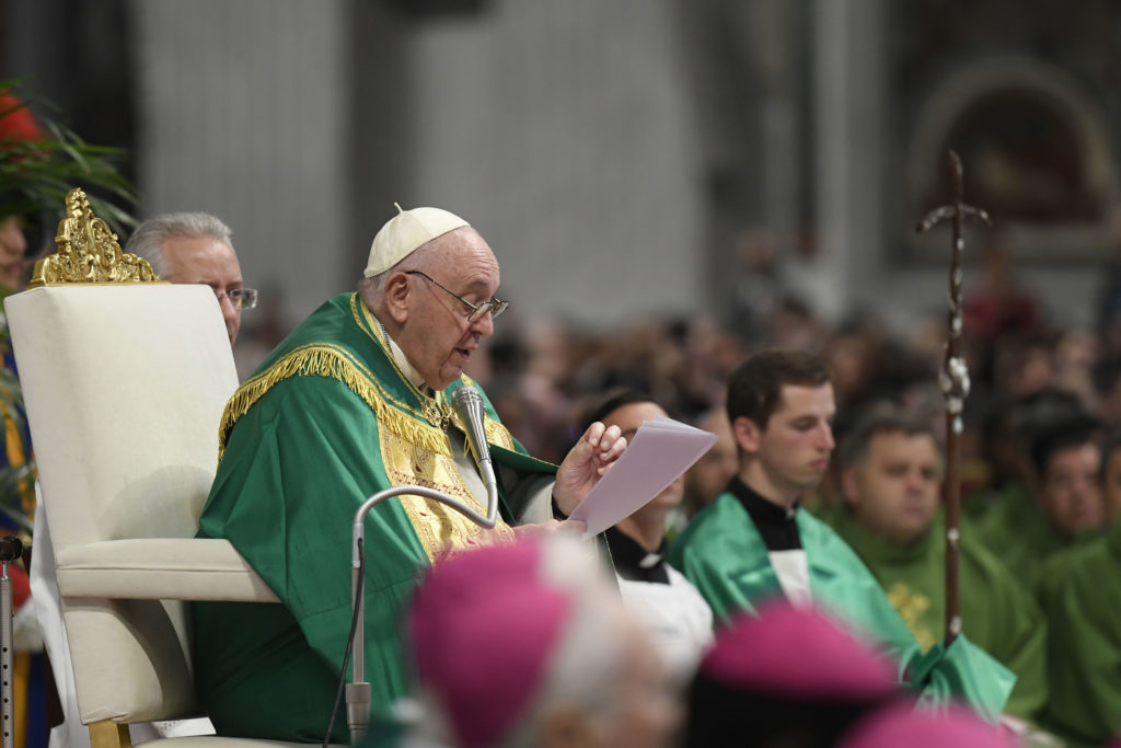 Pope Francis: “Do not be deceived and bear witness”