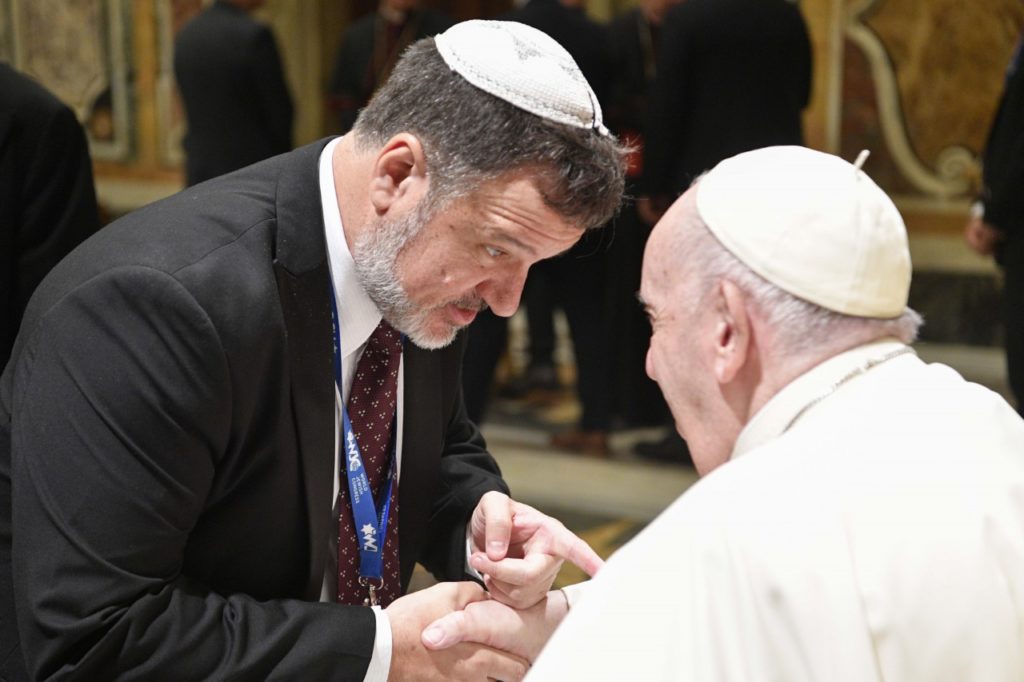 Judíos y cristianos: Actuar juntos para detener la guerra y abrir caminos hacia la paz