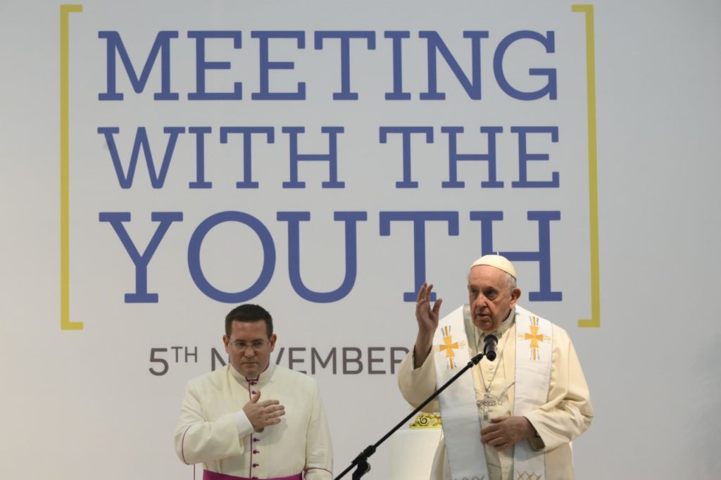 The Pope to young people: “make noise” and mix with others”