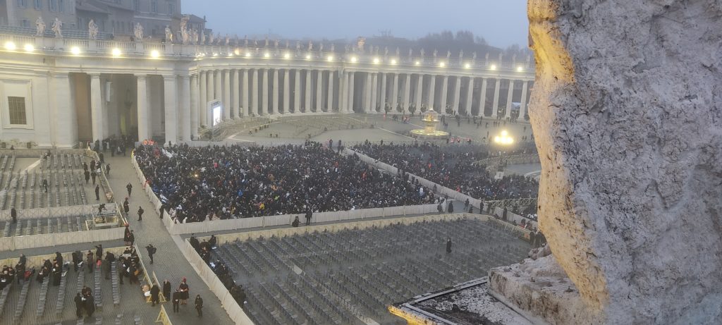 Benedetto XVI, teologo autorevole e baluardo contro la pedofilia