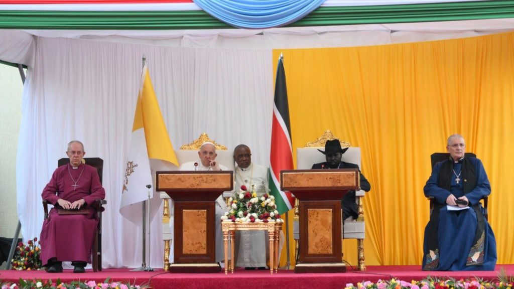 Pope in South Sudan: “Leave war behind and bring about a time of peace”