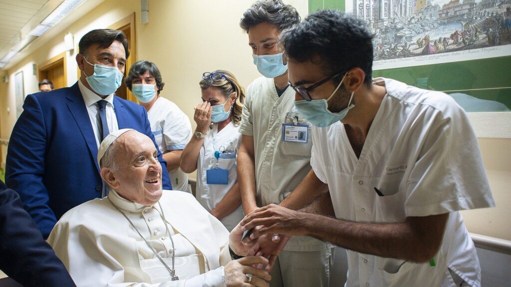 El Papa Francisco ingresado en el Hospital Gemelli