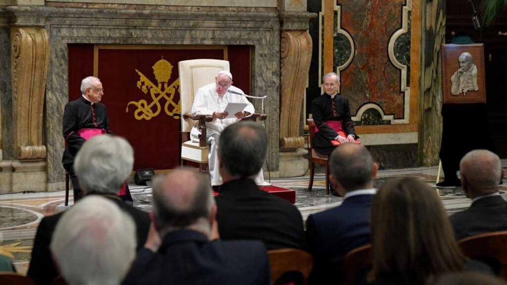 El Papa defiende la ciencia