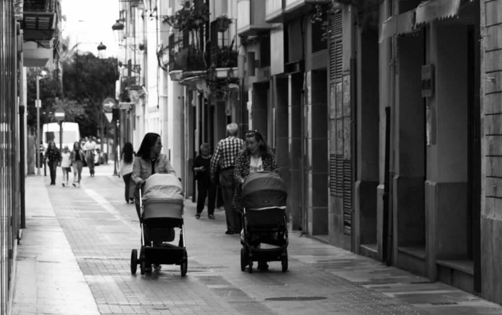 Animar a las madres solteras a acceder a los Sacramentos